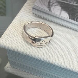 Gucci Silver-Tone Logo Signet Ring